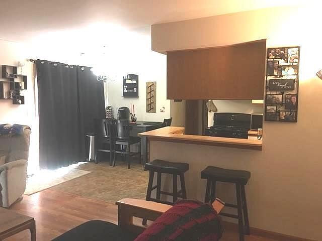 1st image of 421 Lauren Ln