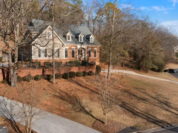 1 Pembroke Ln, Cartersville, GA 30120
