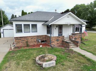 120 W D St, David City, NE 68632