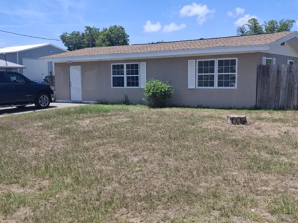 1166 Edgemere Pl, Englewood, FL 34224