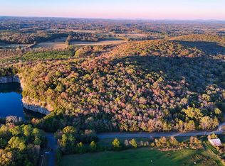 450 N Cedar Cove Rd, Hartselle, AL 35640