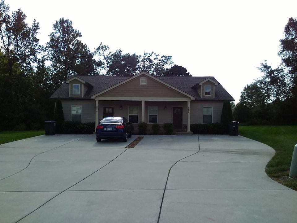 1st image of 628 Cooper Sq