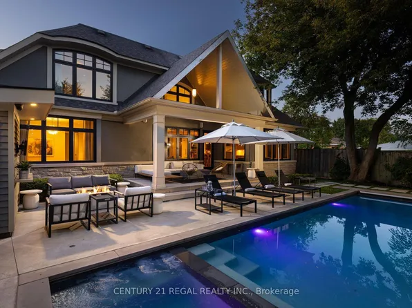 2442 Meadowood Cres, Oakville, ON L6L 1V6