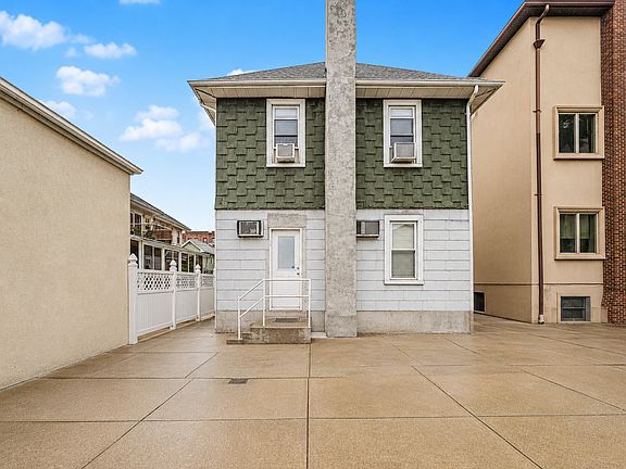 4th image of 1774 E 17th St Floor 1