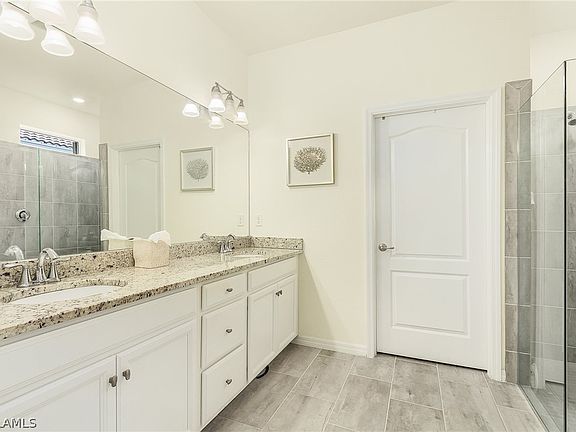 5th image of 10431 Prato Dr