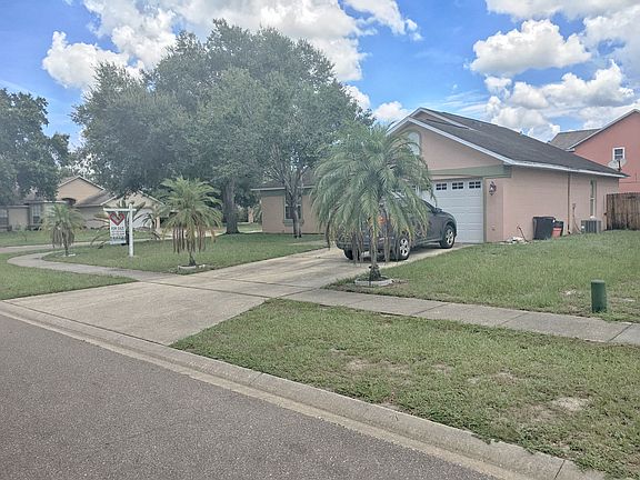 2nd image of 2521 Logandale Dr
