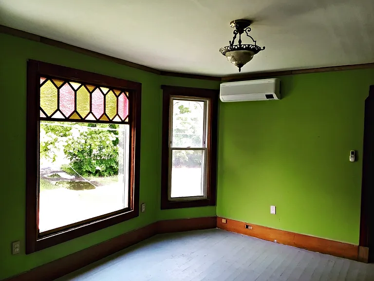 76 Old Point Ave — Photo 8