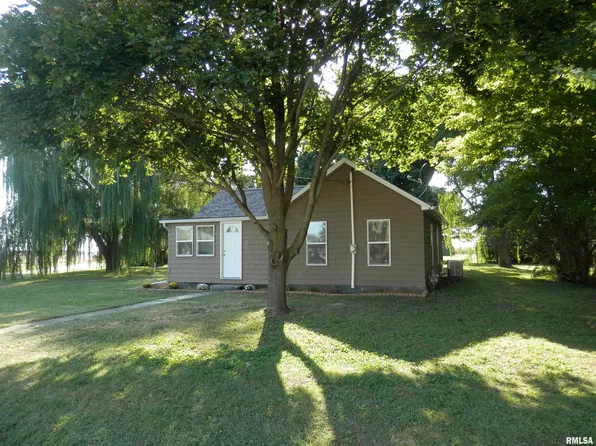 311 S Holloway St, Alexis, IL 61412