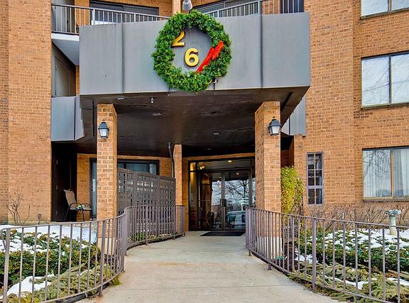 3rd image of 263 S Clubhouse Dr Unit 212