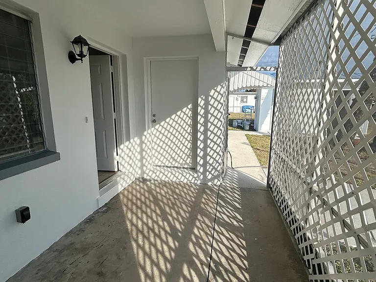 4905 Viceroy St #B — Photo 12