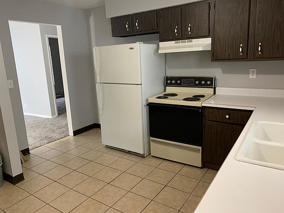 4th image of 88 Moull St APT A