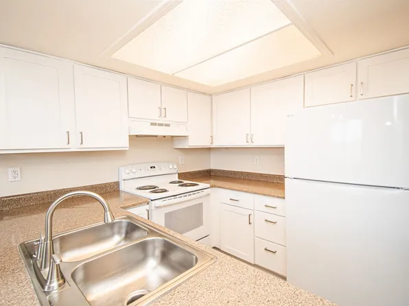 Georgia Avenue Apts, 1330 Georgia Ave APT 306, Boulder City, NV 89005