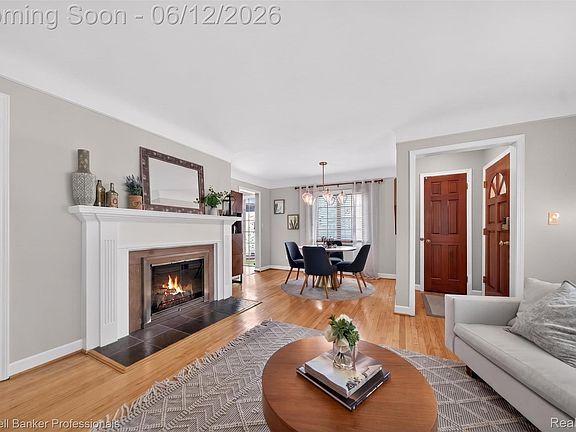 5th image of 2666 Windemere Rd