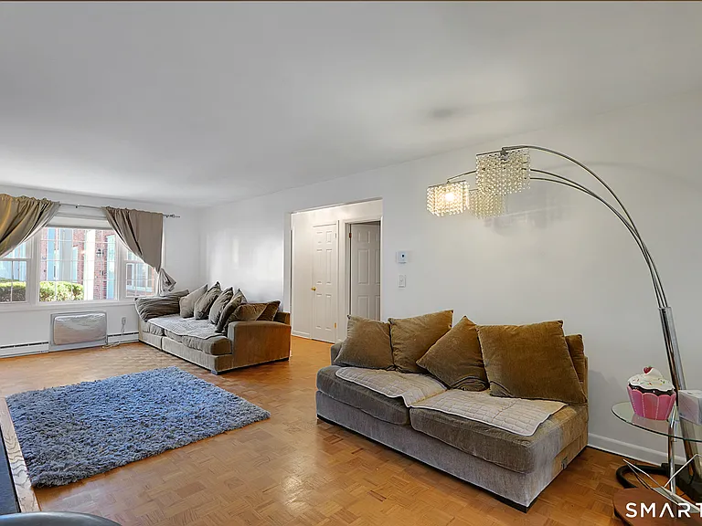 44 Garden St #7 — Photo 6