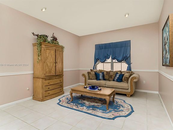 5th image of 13744 S Garden Cove Cir