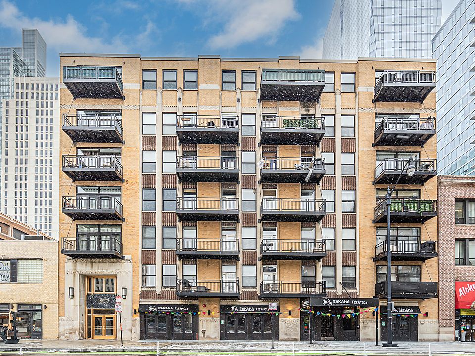 1st image of 1307 S Wabash Ave APT 301