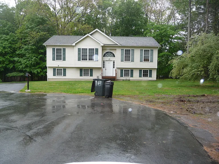 18 Penny Ln — Photo 1