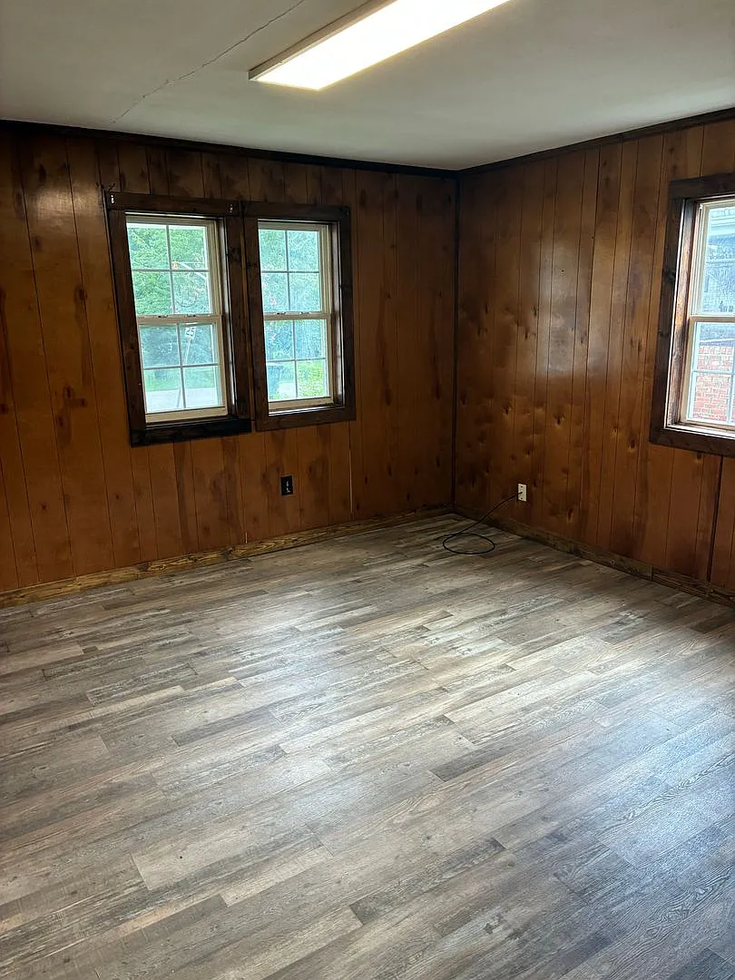 2507 Florence St. — Photo 3