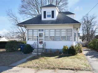 164 Washington St, Warwick, RI 02888