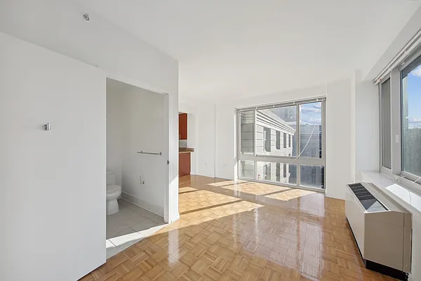 888 Main Street #1010