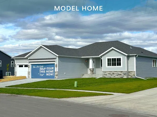 1409 66th Ave S, Fargo, ND 58104