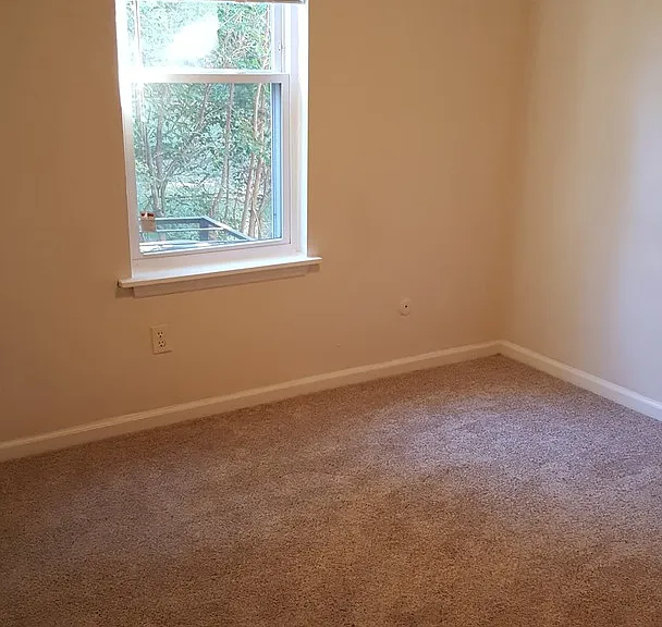 9538 Chesapeake Blvd — Photo 5