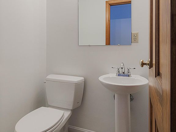 1/2 Bath (similar unit)