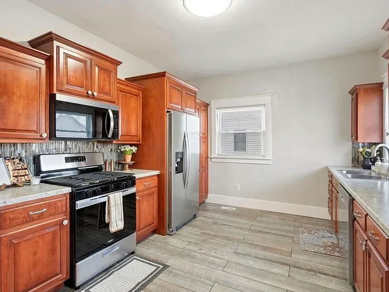 903 S Armstrong St — Photo 8