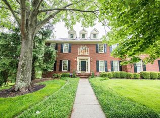 2208 Poplar Grove Pl, Lexington, KY 40515