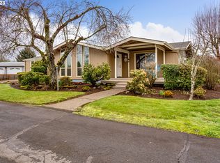 34663 Devonshire Dr, Eugene, OR