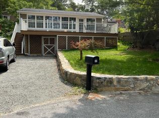 15 Azalea Dr, Putnam Valley, NY 10579