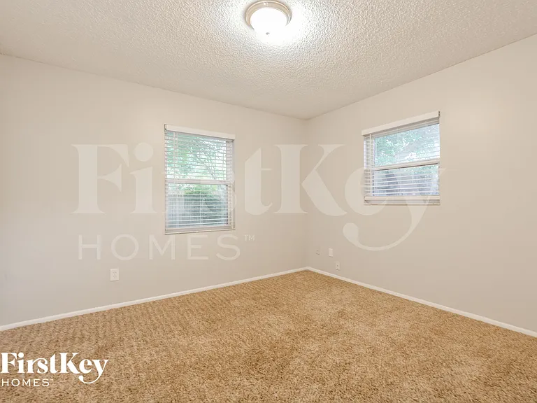 7039 Pecan Ct — Photo 10