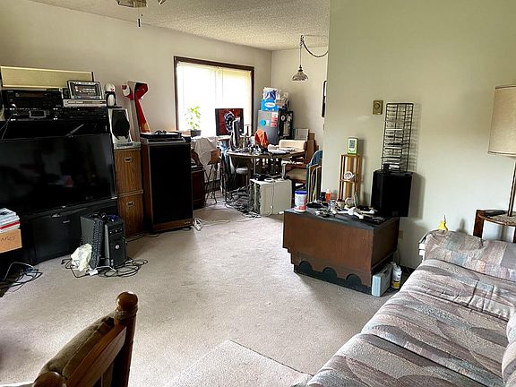 4th image of 134 Klein Creek Ct APT 1A