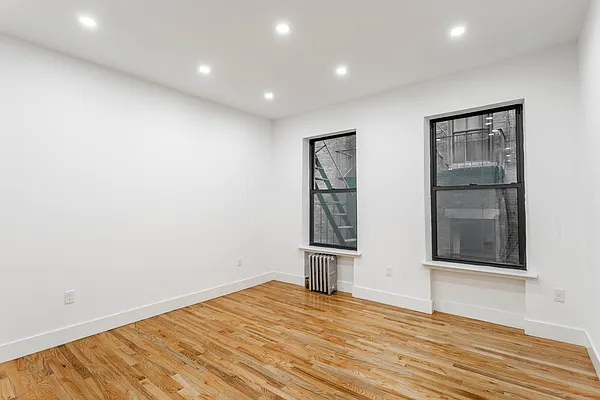 Rented by Elegran | media 2