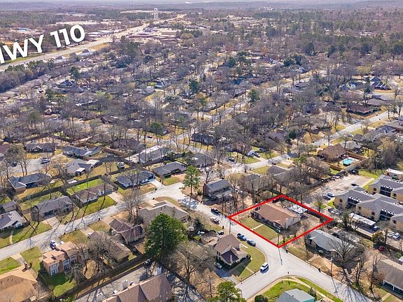 2nd image of 2103 Easy St