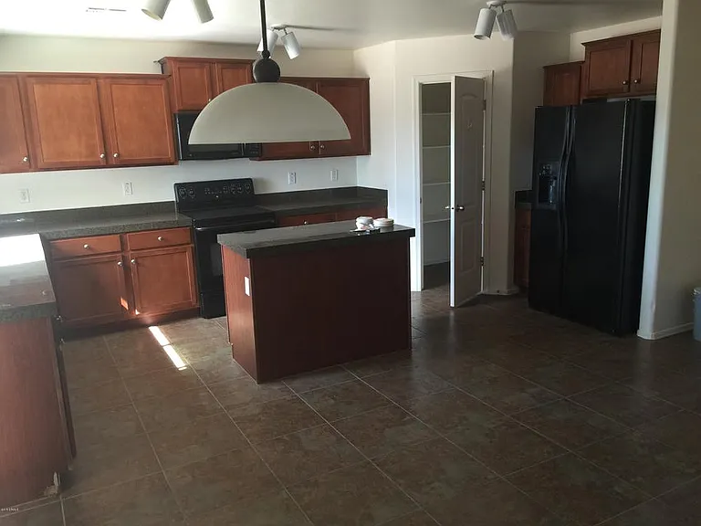 306 S Cactus St — Photo 6
