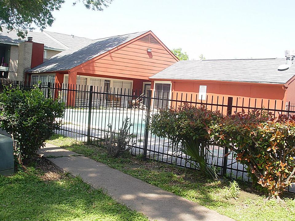 1st image of 10110 Forum Park Dr APT 265