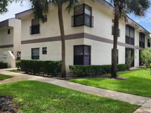 4714 Carambola Cir N #2794, Pompano Beach, FL 33066