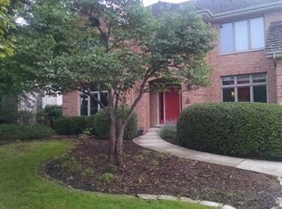 2212 Donegal Dr, Darien, IL 60561