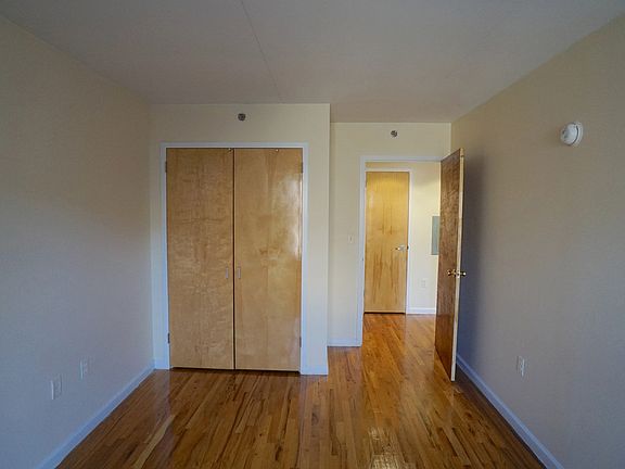 3rd image of 521 Saint Marks Ave APT 5D