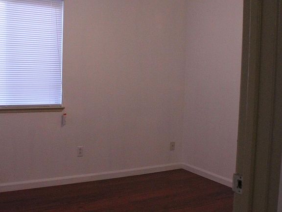 4th image of 4723 Windsong Ct