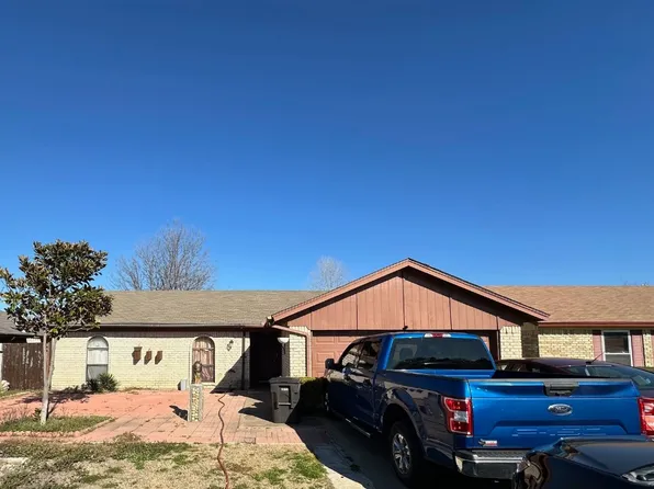 3204 Green Ridge St, Fort Worth, TX 76133