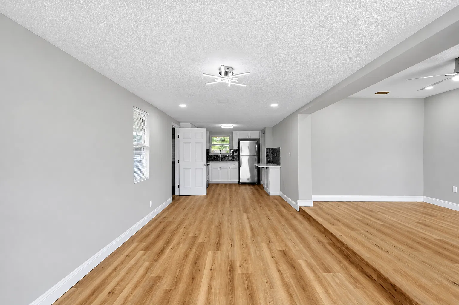 1725 Griflet Road - 1 — Photo 3