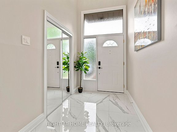 5th image of 5491 Schueller Cres