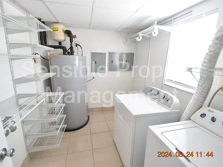 2926 51st St S #1 — Photo 31