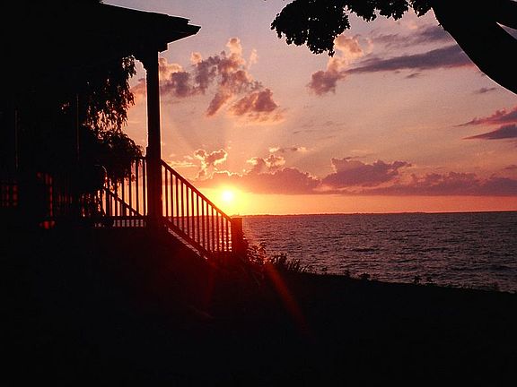 Gorgeous Wraparound Porch!
