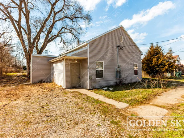 1611 S Gharkey St, Muncie, IN 47302