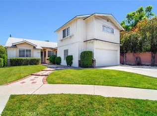 5300 Garden Grove Ave, Tarzana, CA 91356