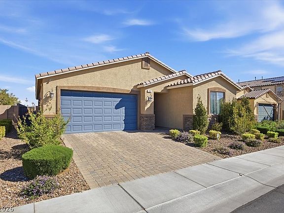 2nd image of 38 Kaku Ridge Way