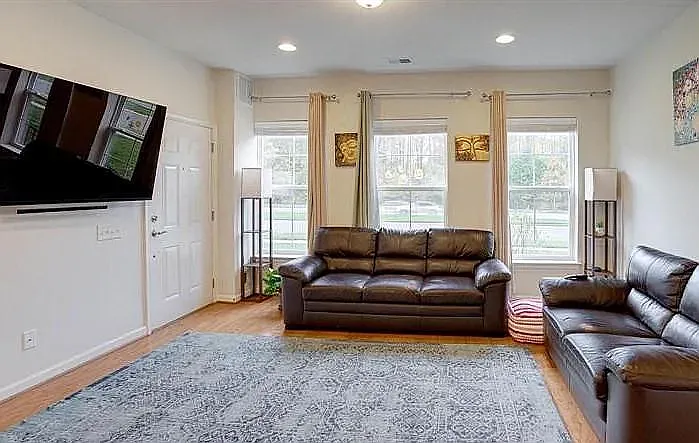 2996 Rittenhouse Cir #23 — Photo 2